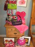 Nightstand By Kincaid (2 Nightstands With Bedroom Suite)