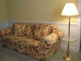 Lovely Like New Floral Sofa (Waverly Print)