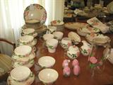 Vintage Desert Rose With Lots Of Great Serving Pieces