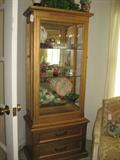 Gold Curio Cabinet (Lighted)
