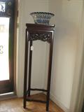 Bombay Style Stand