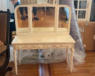 Child’s makeup table 