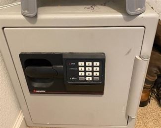 Sold-This item is listed in an online auction prior to the sale. If it sells online it will not be available. If it does not sell online it will be available at the sale.