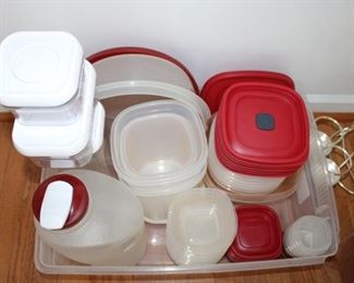 RUBBERMAID