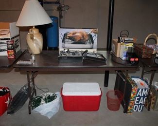 SMALL BANQUET TABLE, COOLER