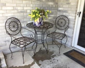 Bistro table and 2 chairs - so cute!