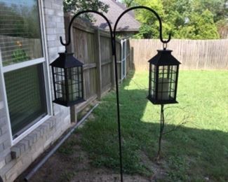 Pair of garden lanterns and a double shepherd’s hook