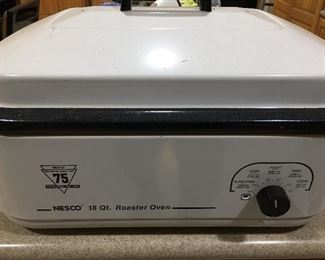 Vintage Nesco 18 Qt Oven Roaster