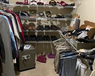 Assortment of mens shoes, size 13