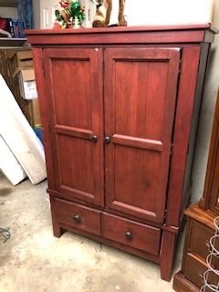 TV cabinet/Armoire $25