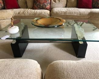 Coffee Table With Cast Glass Panthers On Black Base Legs.   The Panther On The Left Has A Break In The Middle Of The Tale About 1.5" Inch And Is Missing. But Honestly Still A Great Table With Thick Glass.  
