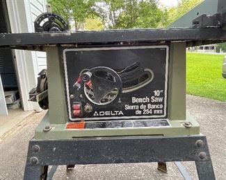 Delta 10" Motorized. Bench Saw. (Model 36-540)