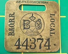 Vintage brass B&O RailRoad luggage tag in great condition