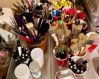 Professional and craft art supplies