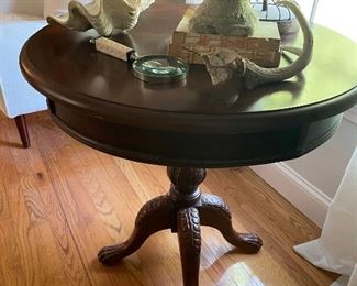 Round pedestal accent table