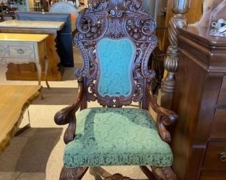 Beautiful hand carved throne chair. This is a high-end mansion piece, not a copycat.