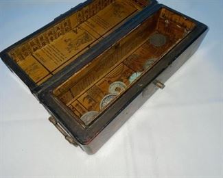 Vintage Lacquered Asian Box