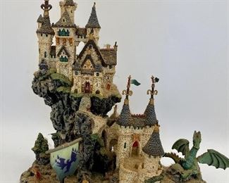 Danbury Mint-Dragon's Lair Isle