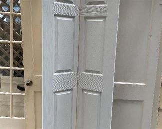 Closet double folding doors