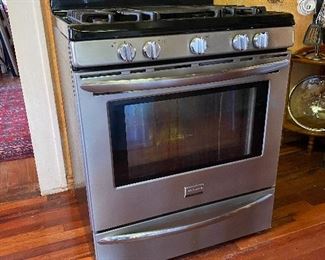 Frigidaire gas stove