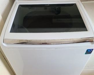 Samsung washer
Kenmore dryer available also