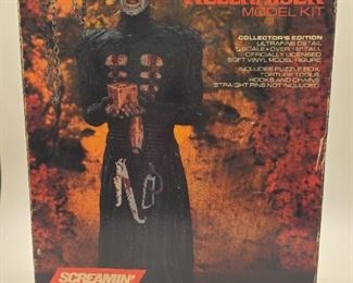 Pinhead Cenobite Hellraiser model kit
*collector's edition