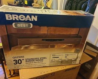 30" stainless steel range hood