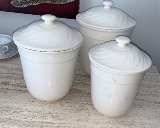Metlox Pottery Canister Set