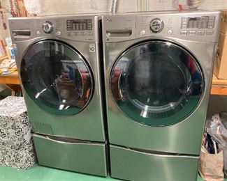 STAINLESS STEELE LG WASHER AND DRYER ONLY 2 YEARS OLD