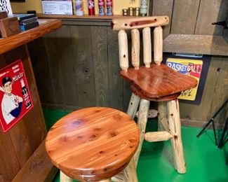 SET OF 4 BAR STOOLS 2 OF EACH STYLE