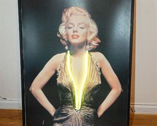 NEON Marilyn poster Large