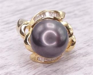 10mm Tahitian Pearl and Diamond Ring in 18k Gold

