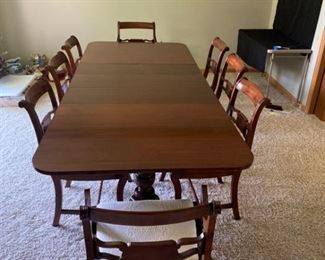 Vintage Duncan Phyfe Table and 8 Chairs