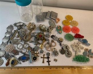 Collectible Pins, Brooches and Other Mixed Costume Jewelry