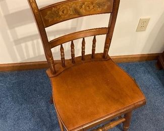 Hitchcock wooden chair (very well made)