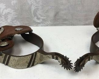 https://www.ebay.com/itm/114855430457 LAN9870 Vintage Leather and Metal Cowboy stirrups Ranger Star Buy-It-Now $29.99