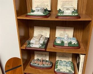 DANBURY MINT US Memorial / Building Miniatures