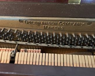upright piano Gulbransen Company Makers