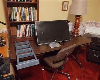 Desk, Chair, Monitor