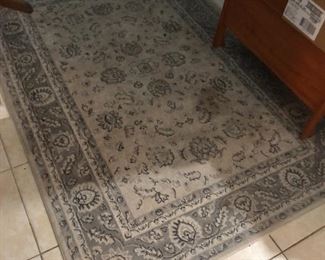 Area rug (2)
