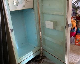 Vintage Sears  coldspot Refrigerator