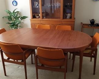 Table and Chairs SOLD. HUTCH STILL AVAILABLE