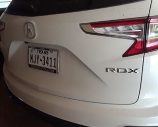 2019 Acura RDX, white. Details to come.