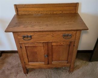 OAK WASHSTAND