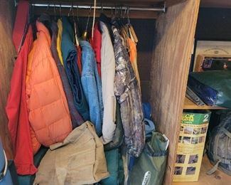 HUNTING JACKETS