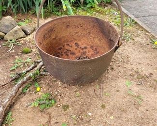 IRON POT