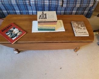 ETHAN ALLEN DROP LEAF COFFEE TABLE 
