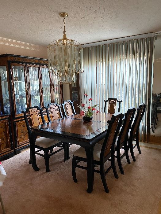 Gorgeous Dining Room Set