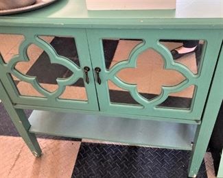Mirrored cabinet/side table
