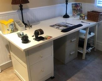 Computer desk 
Set of lamps 